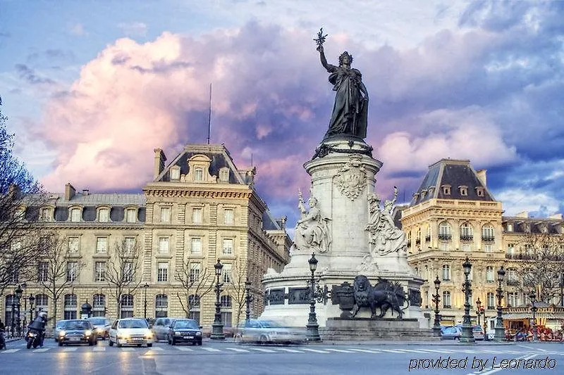 Hotel Ferney Republique Paris