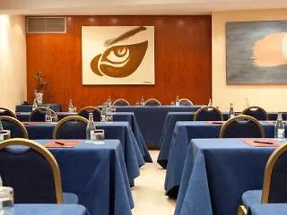 Hotel Ferney Republique Paris