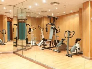 Hotel Ferney Republique Paris